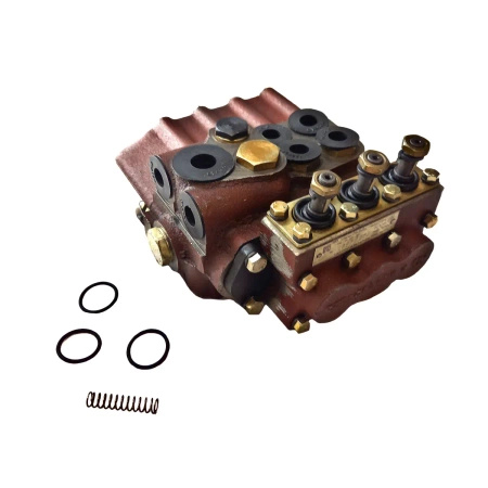 Rozdzielacz hydrauliczny do ciągnika MTZ R80342223Gg