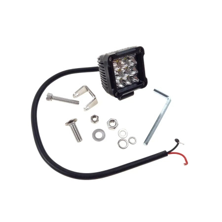 Lampa robocza kwadratowa 9LED 12-24V OŚ.961